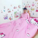 những chàng trai cuồng hello kitty